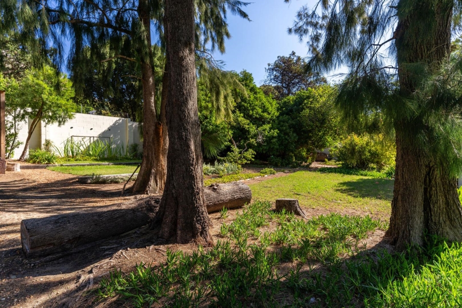 6 Bedroom Property for Sale in Hout Bay Western Cape